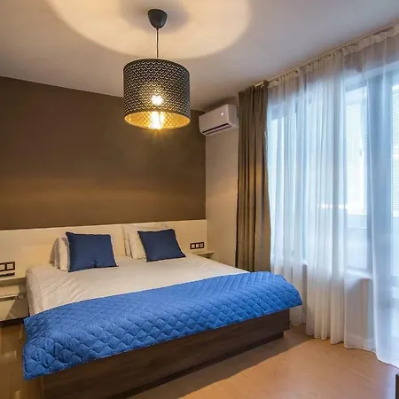 Apartment Work Or Leisure Modern 2bd Apt Near Center *